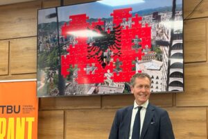 0a56fb3b-ffb0-49da-8e6c-713e5b1dce1e